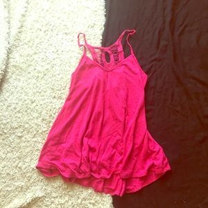 HOT PINK TANK GIRLS